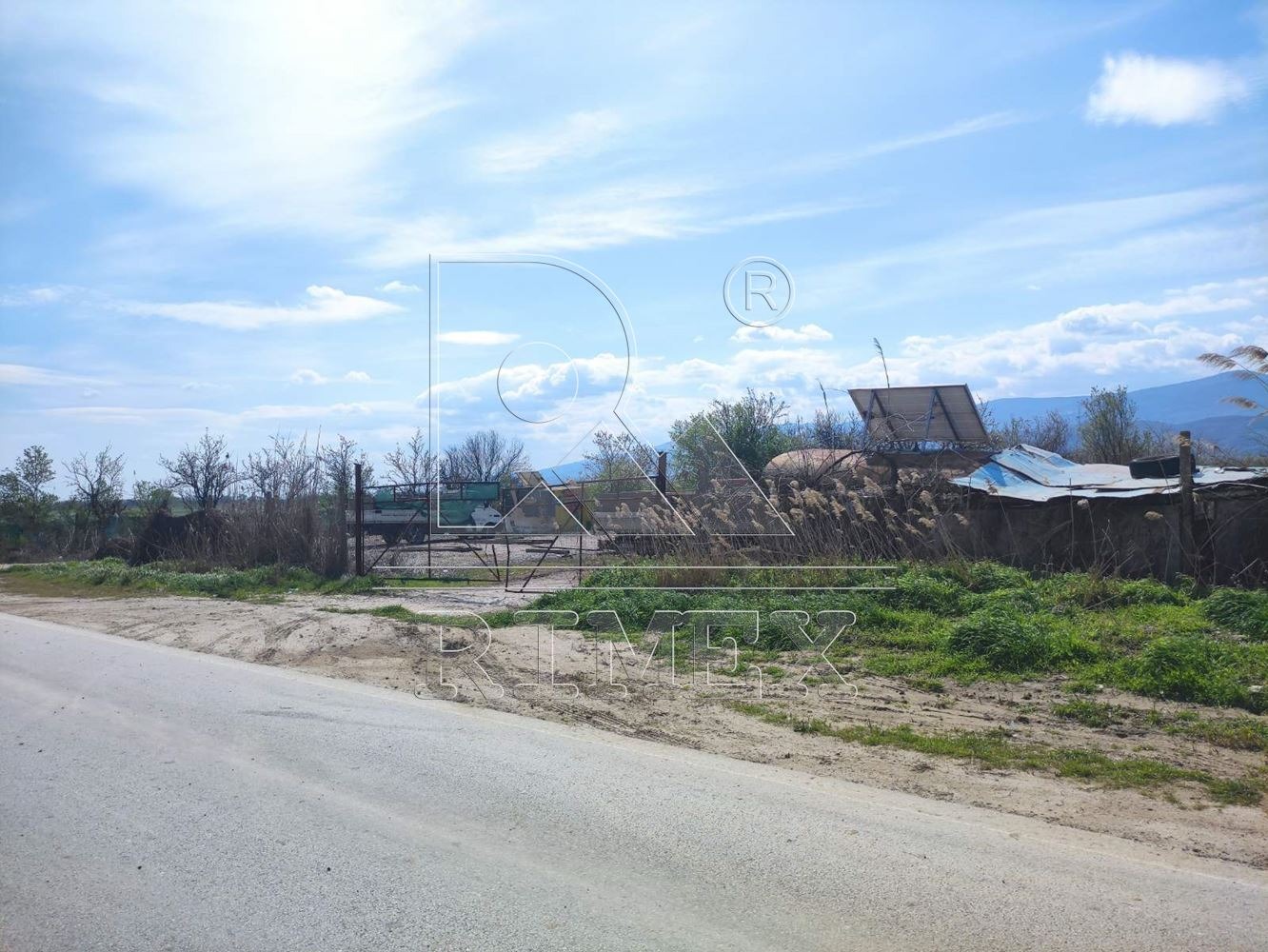 Продава ПАРЦЕЛ, с. Златитрап, област Пловдив, снимка 2 - Парцели - 50188941