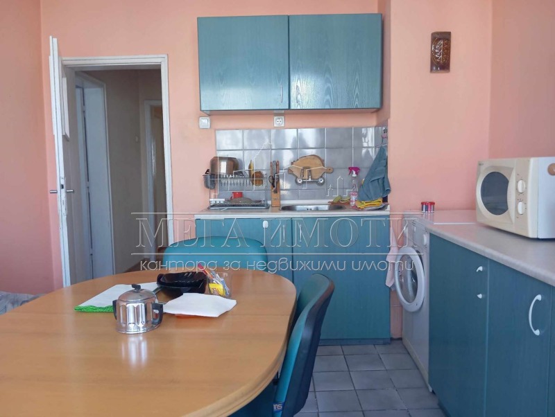 Продается  1 спальня Сливен , Стоян Заимов , 67 кв.м | 65478149