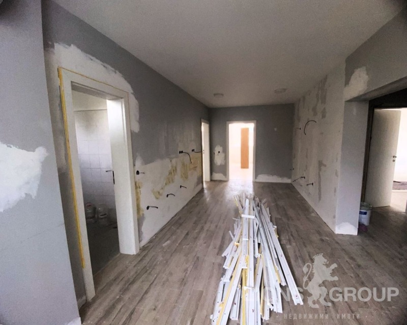 Продается  3 спальни Варна , Гръцка махала , 125 кв.м | 13542022 - изображение [3]