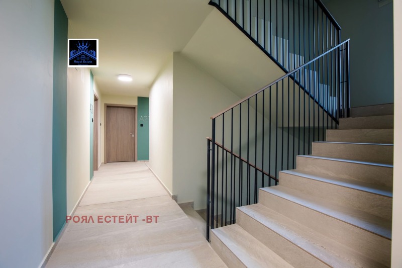 Продава МНОГОСТАЕН, гр. Велико Търново, Център, снимка 14 - Апартаменти - 52600333