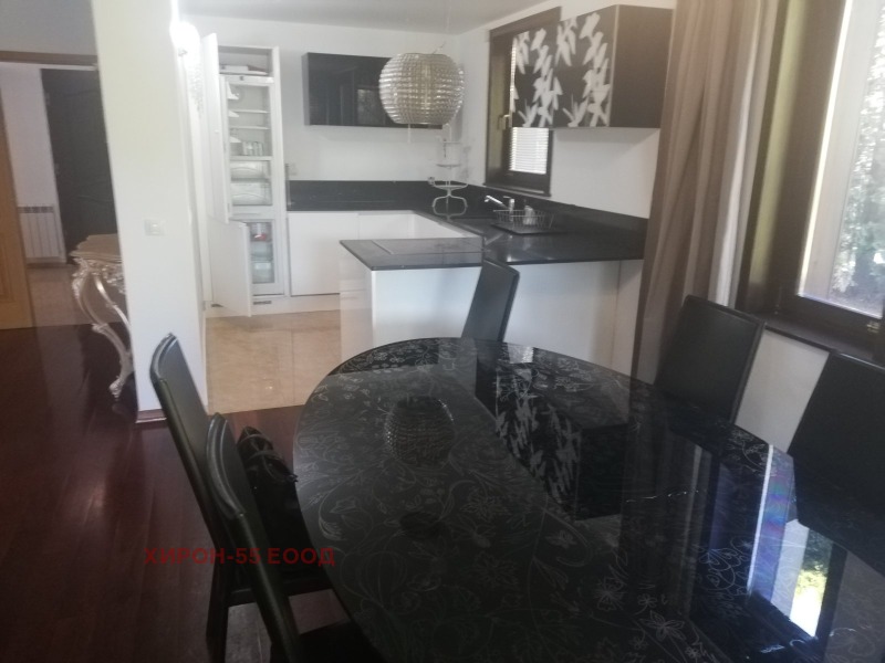 Till salu  Hus Sofia , Bistrica , 395 kvm | 24629080 - bild [10]