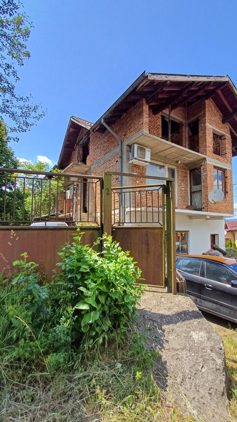 Zu verkaufen  Haus region Sofia , Dolno Kamarzi , 190 qm | 75679318 - Bild [3]