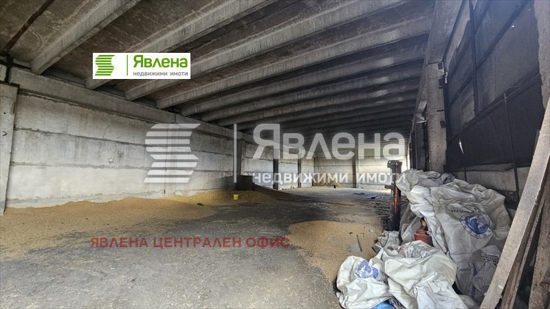 Продава СКЛАД, с. Алдомировци, област София област, снимка 3 - Складове - 48201113