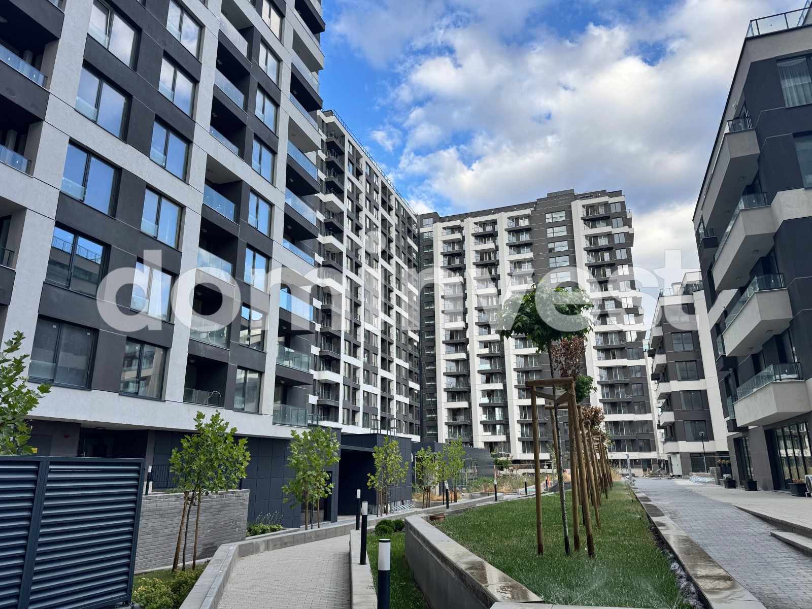 Продава 2-СТАЕН, гр. София, Сердика