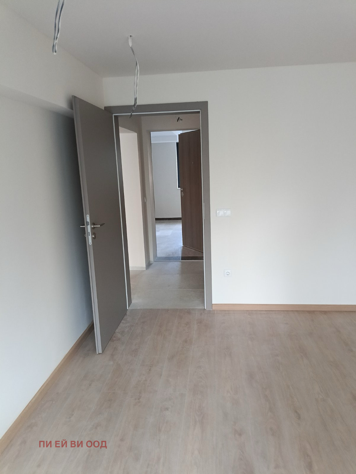 Продава 3-СТАЕН, гр. София, Гоце Делчев, снимка 2 - Апартаменти - 51887198
