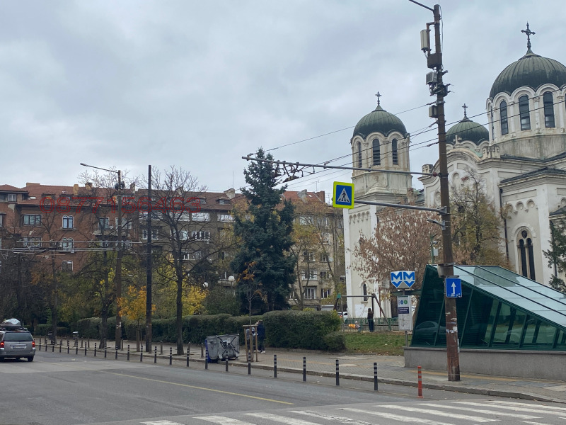 Продава 4-СТАЕН в град София, Център - 114 кв.м / 580 000 € » 1 134 381.40 лв.