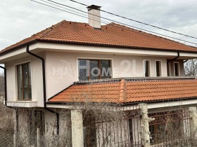 Продажба на имоти в с. Звездица, град Варна - изображение 1 