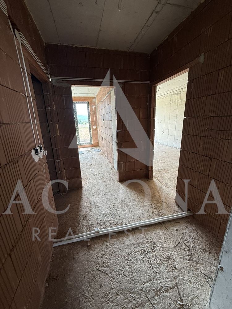 Продава  2-стаен град Пловдив , Остромила , 74 кв.м | 53742058 - изображение [4]