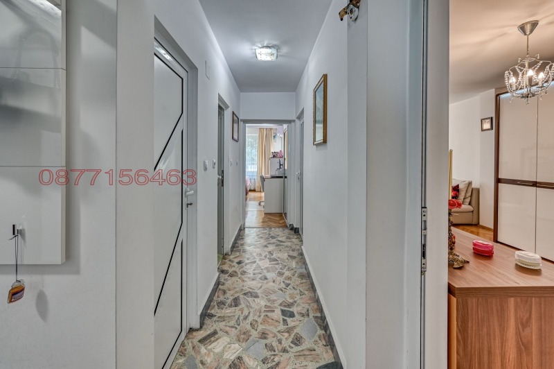 Продава 4-СТАЕН, гр. София, Център, снимка 3 - Апартаменти - 52538163