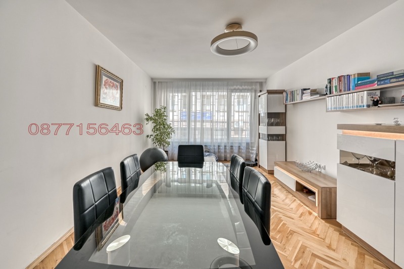 Продава 4-СТАЕН, гр. София, Център, снимка 4 - Апартаменти - 52538163