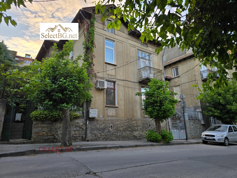 Продава  Етаж от къща град Велико Търново , Център , 159 кв.м | 37542595