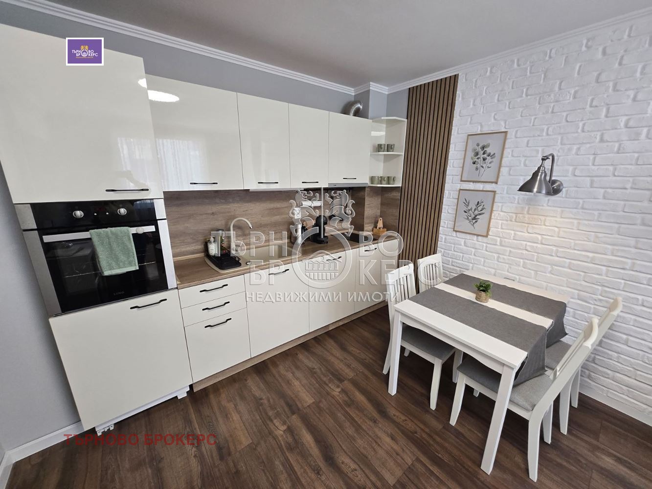 Продава 2-СТАЕН, гр. Велико Търново, Колю Фичето, снимка 2 - Апартаменти - 54751847