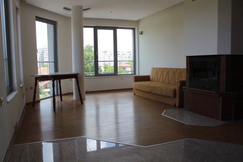 Продава 4-СТАЕН в град Пловдив, Кършияка - 183 кв.м / 220 800 € » 431 847.26 лв., ГЛОБЪЛ СЪРВИСИЗ ООД
