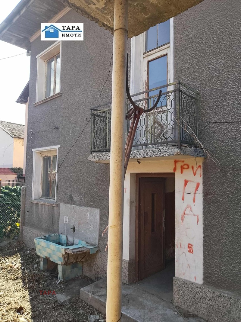 Продава КЪЩА в град Монтана, Парта 1 - 110 кв.м / 145 000 € » 283 595.35 лв., ТАРА