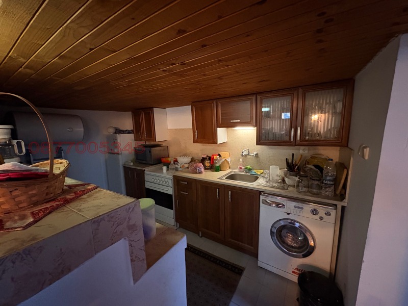 Продава КЪЩА, с. Медово, област Бургас, снимка 11 - Къщи - 52898161