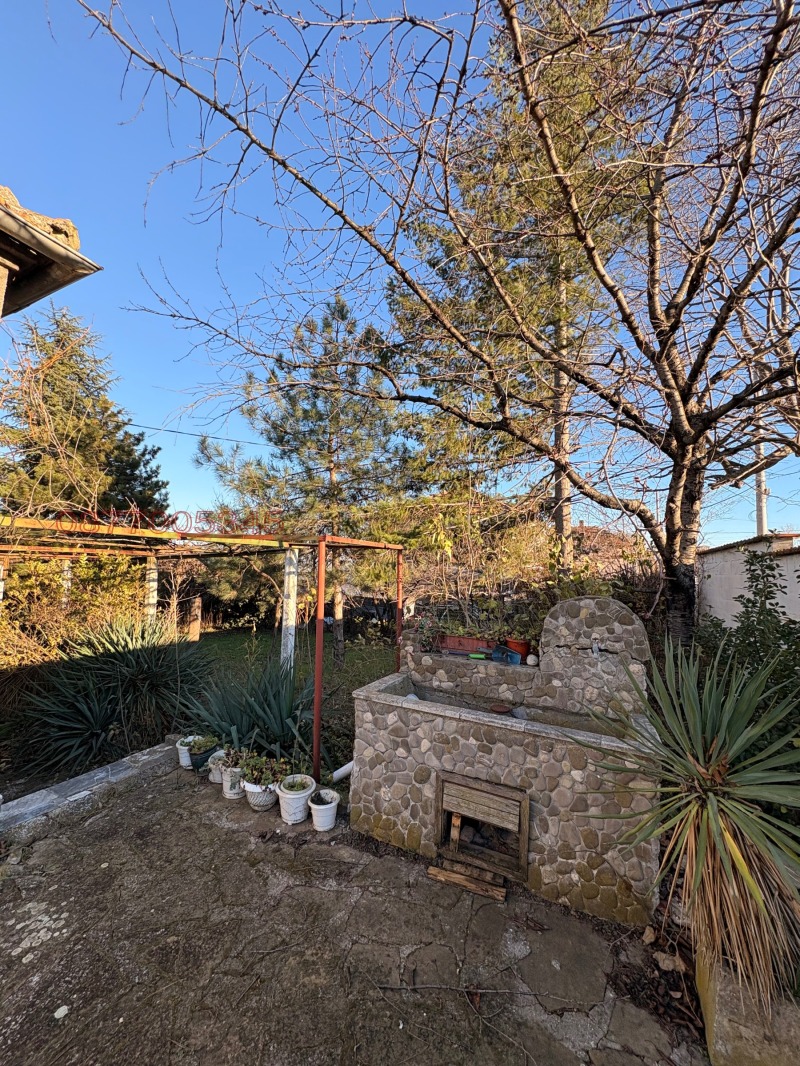 Продава КЪЩА, с. Медово, област Бургас, снимка 2 - Къщи - 52898161