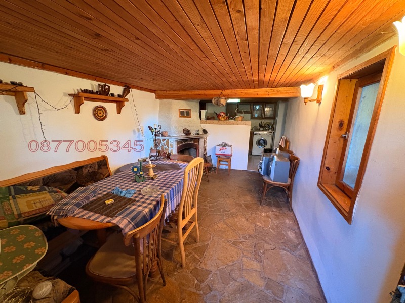 Продава КЪЩА, с. Медово, област Бургас, снимка 10 - Къщи - 52898161