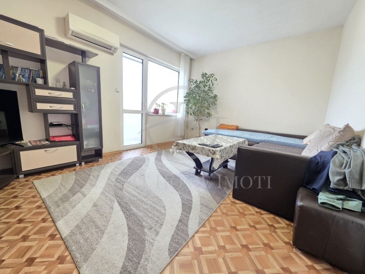 Продава МНОГОСТАЕН, гр. Пловдив, Кючук Париж, снимка 2 - Апартаменти - 54268757