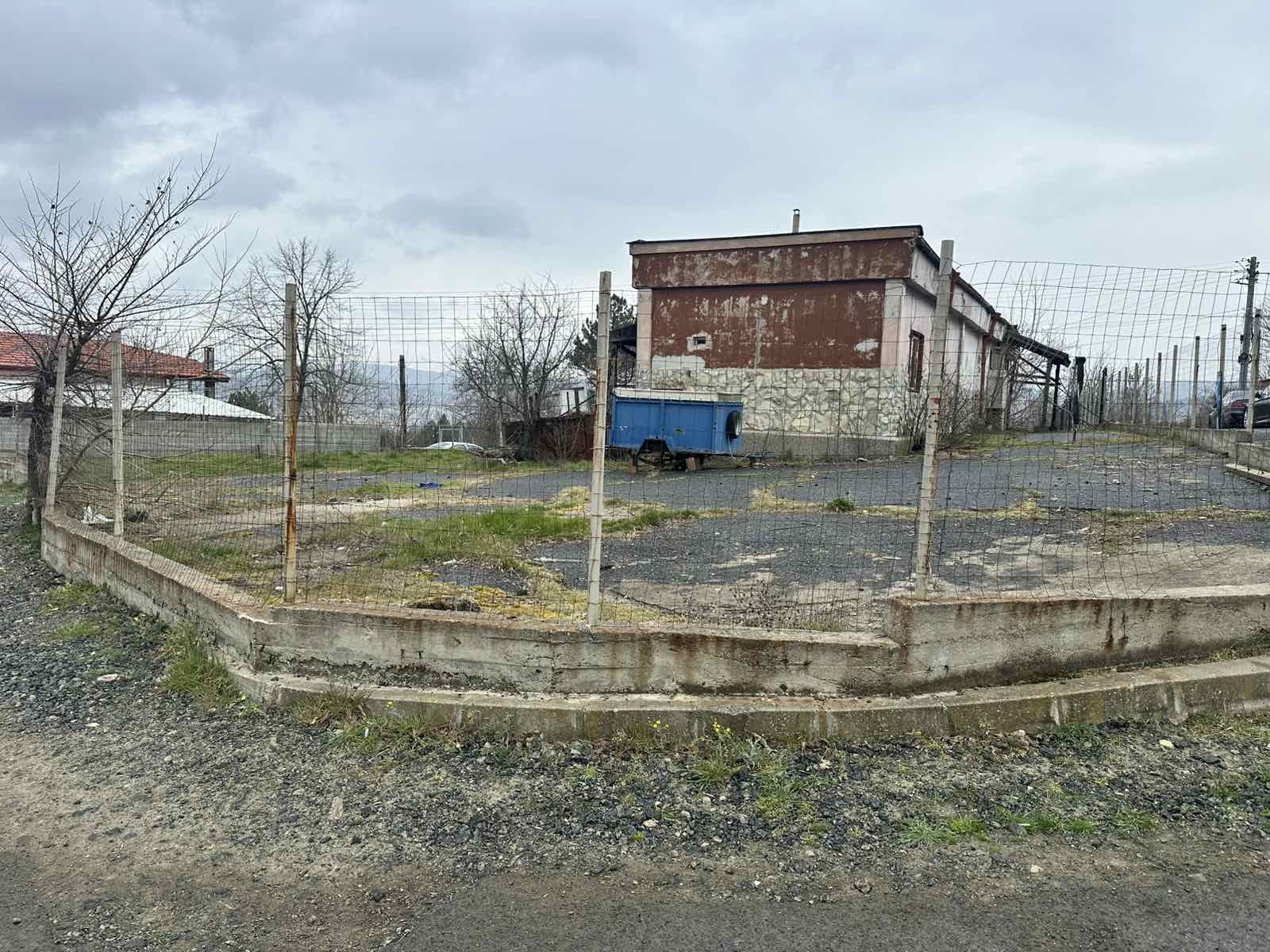 Продава МАГАЗИН, с. Сипей, област Кърджали, снимка 4 - Магазини - 54937386