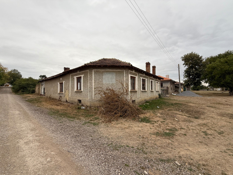 Продава КЪЩА в област Шумен, с. Златар - 100 кв.м / 12 782.30 € » 25 000 лв., ПАНОРАМА