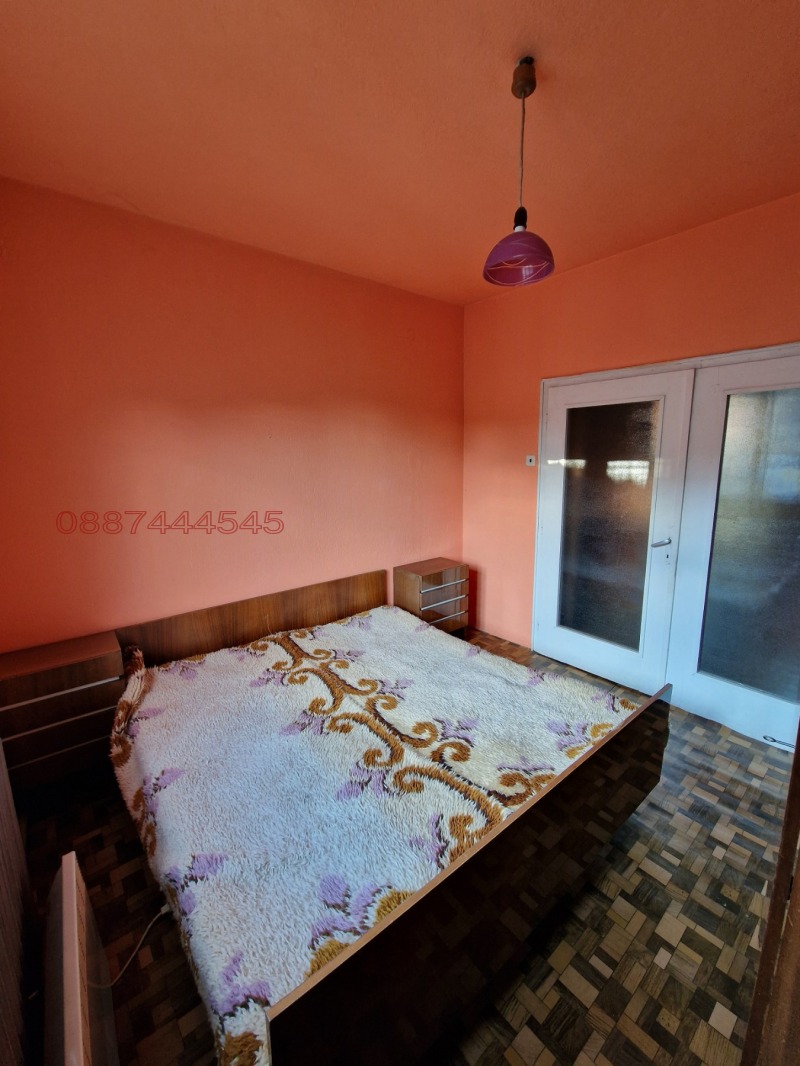 Продава ЕТАЖ ОТ КЪЩА, гр. Смолян, Стар център, снимка 11 - Етаж от къща - 53111297