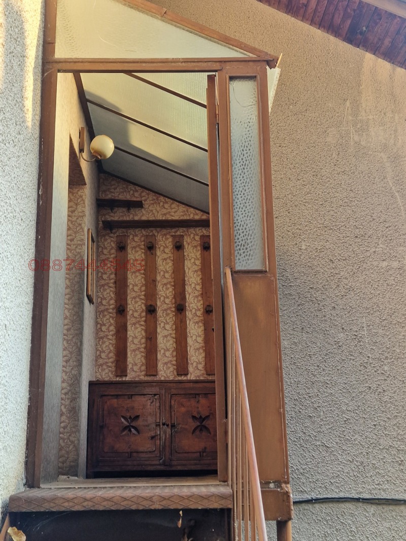 Продава ЕТАЖ ОТ КЪЩА, гр. Смолян, Стар център, снимка 4 - Етаж от къща - 53111297