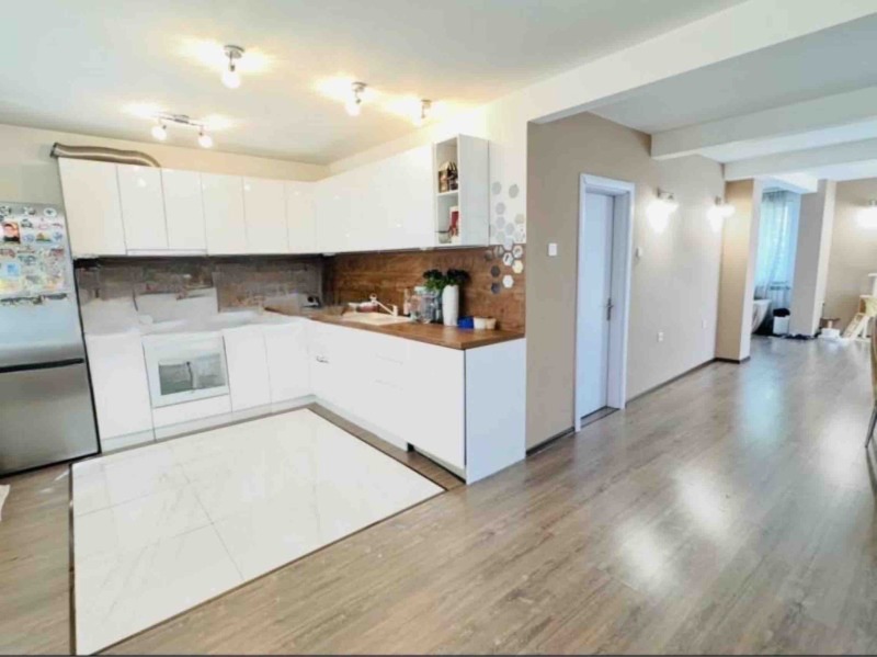 Продава КЪЩА, гр. София, Бояна, снимка 2 - Къщи - 53310635