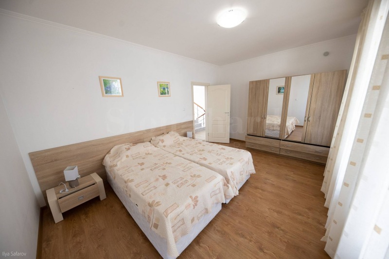 Продава КЪЩА, с. Лозенец, област Бургас, снимка 14 - Къщи - 53113030