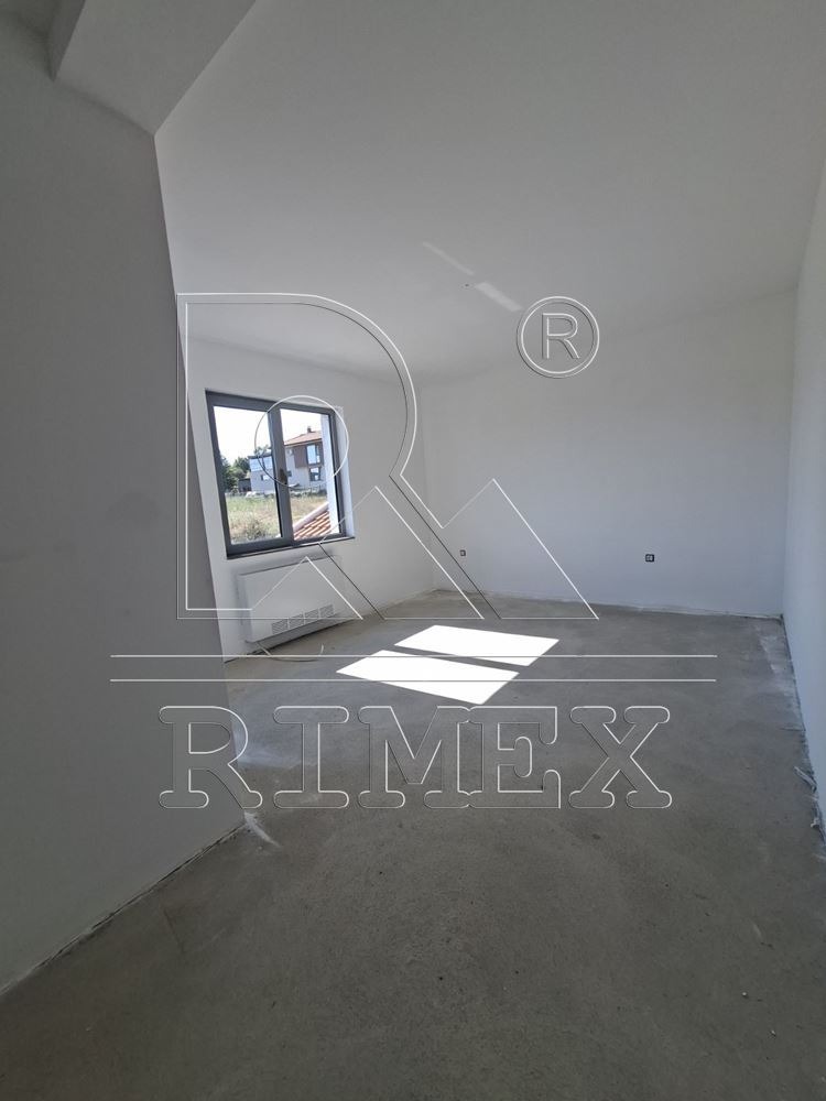 Продава КЪЩА, с. Белащица, област Пловдив, снимка 3 - Къщи - 55720537