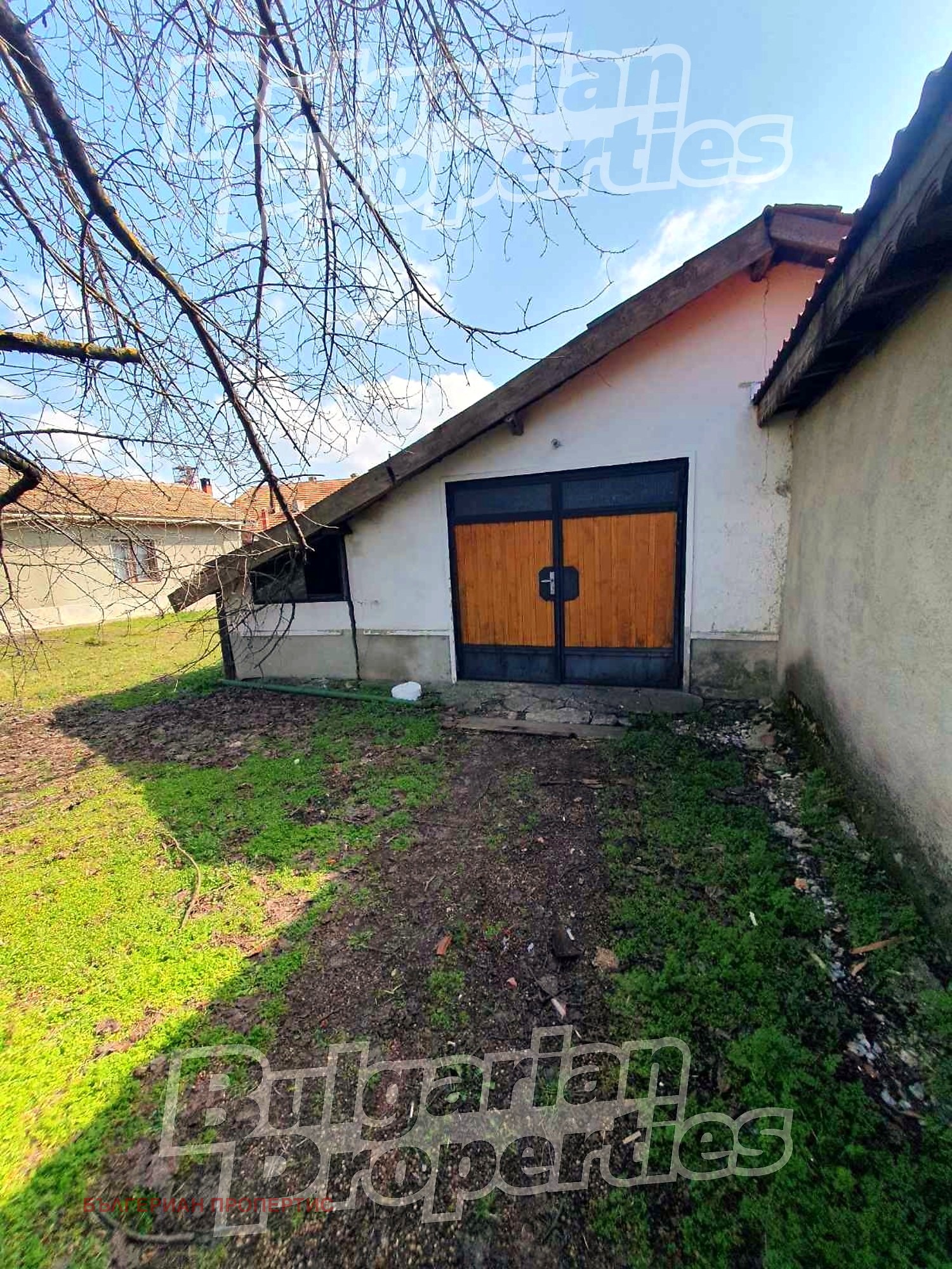 Продава КЪЩА, гр. Вълчи дол, област Варна, снимка 2 - Къщи - 53889772