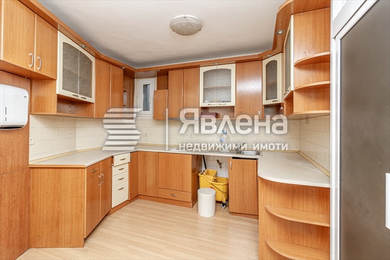 Продава 3-СТАЕН, гр. София, Център, снимка 9 - Aпартаменти - 47670990