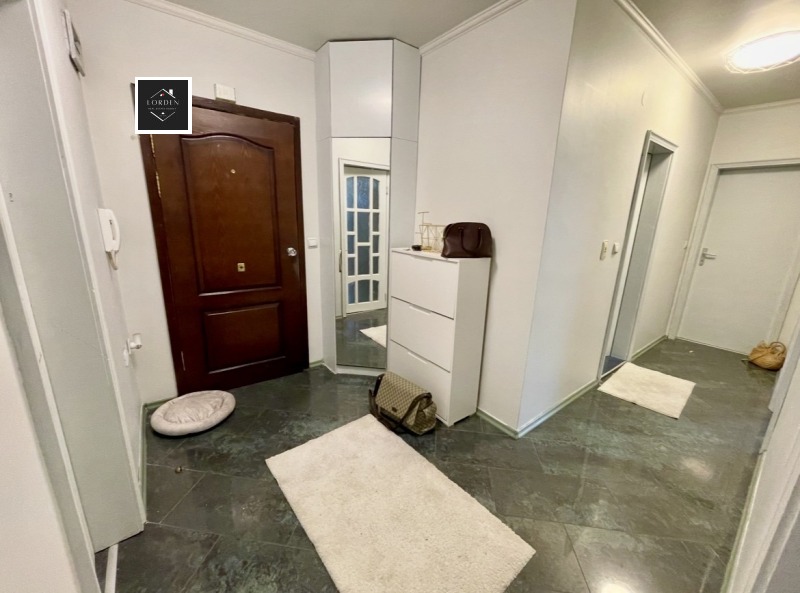 Продава 3-СТАЕН, гр. Пазарджик, Център, снимка 8 - Апартаменти - 52754113