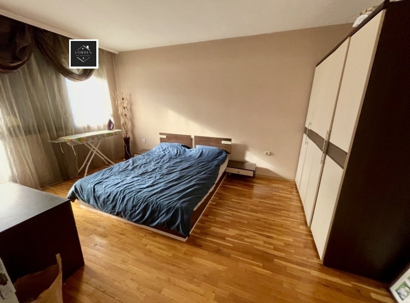 Продава 3-СТАЕН, гр. Пазарджик, Център, снимка 2 - Апартаменти - 52754113