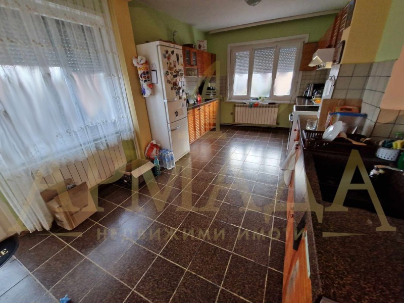Продава  Етаж от къща област Пловдив , с. Ягодово , 270 кв.м | 17335606 - изображение [3]