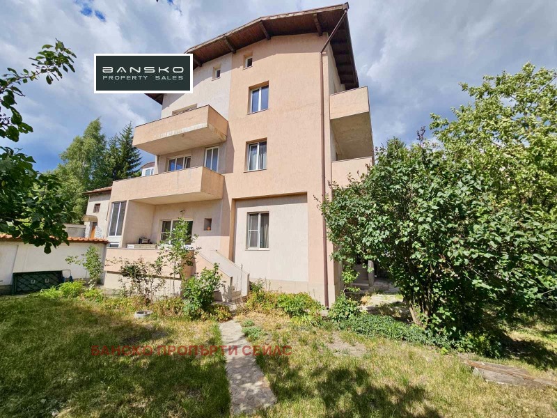 Продава  Къща област Благоевград , гр. Разлог , 426 кв.м | 76203693