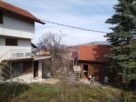 Haus Rudarzi, region Pernik 1