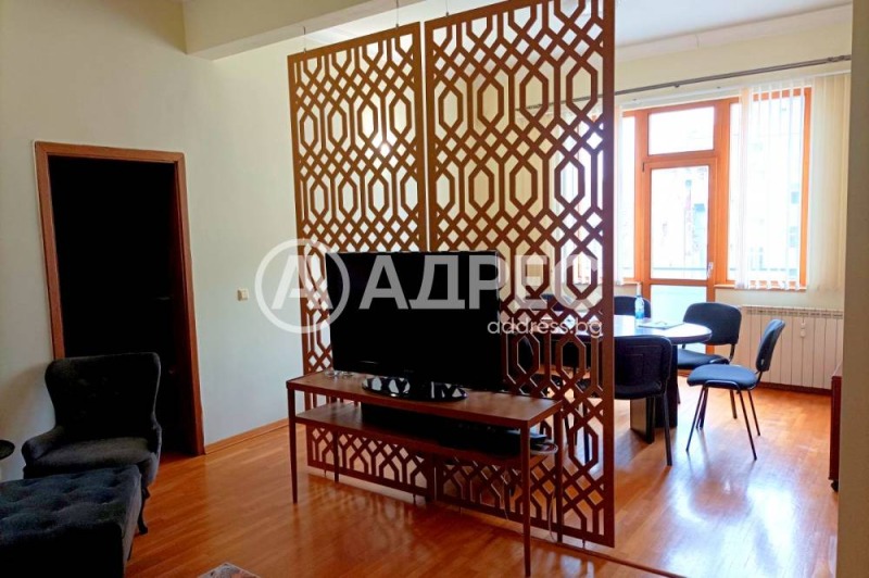 Na prodej  2 ložnice Sofia , Centar , 110 m2 | 32015541 - obraz [13]