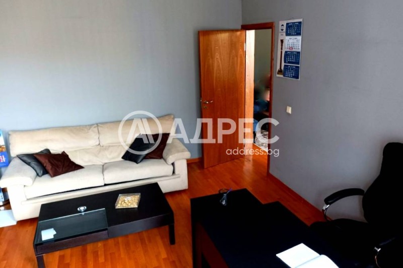 Na prodej  2 ložnice Sofia , Centar , 110 m2 | 32015541 - obraz [3]