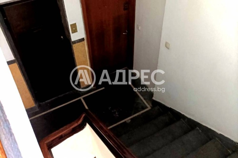 Na prodej  2 ložnice Sofia , Centar , 110 m2 | 32015541 - obraz [14]