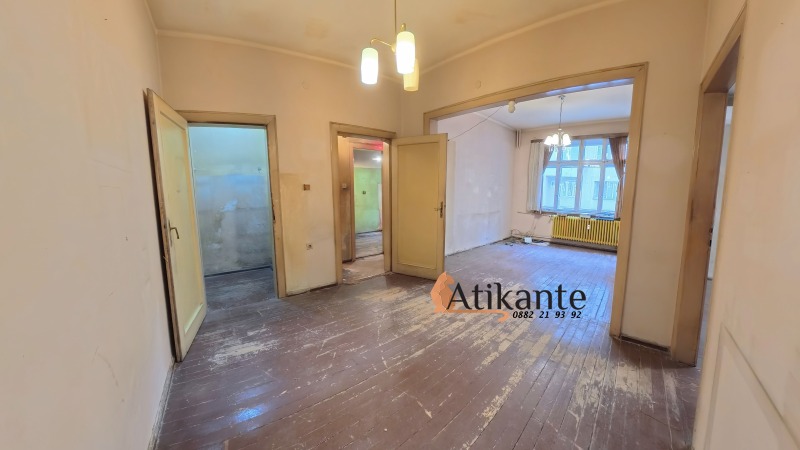 Продава 3-СТАЕН, гр. София, Център