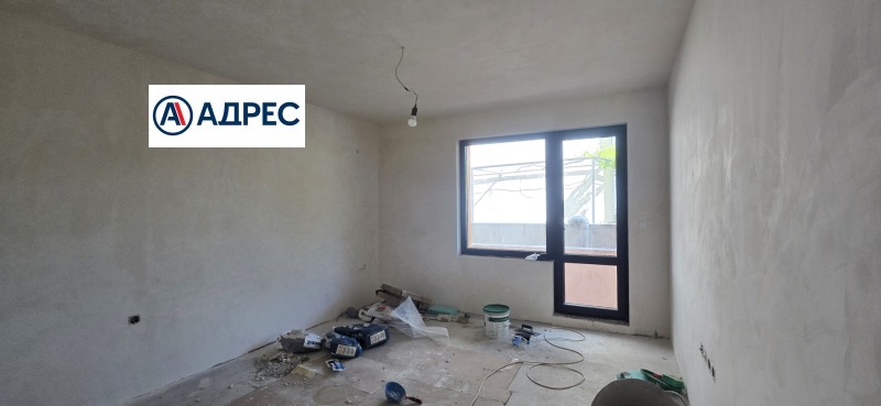 Продается  3+ спальни Шумен , Добруджански , 98 кв.м | 27601846