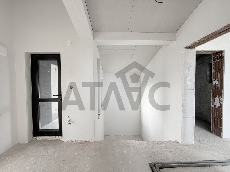 Продава КЪЩА, с. Стряма, област Пловдив, снимка 10 - Къщи - 52402910