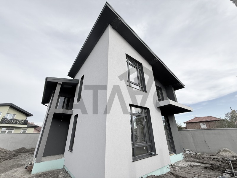 Продава КЪЩА, с. Стряма, област Пловдив, снимка 17 - Къщи - 52402910