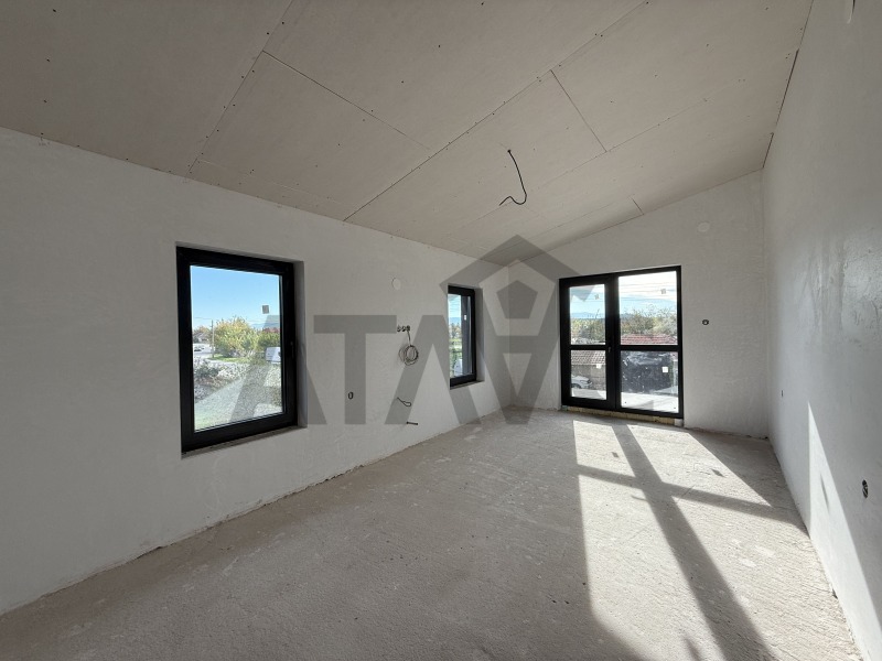 Продава КЪЩА, с. Стряма, област Пловдив, снимка 13 - Къщи - 52402910