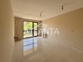 Продава 3-СТАЕН, гр. Варна, к.к. Св.Св. Константин и Елена, снимка 1