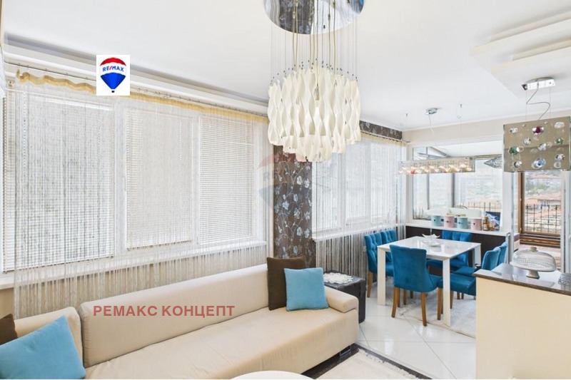 Продава 4-СТАЕН в град Шумен, Дивизионна болница - 101 кв.м / 190 000 € » 371 607.70 лв., РЕМАКС КОНЦЕПТ