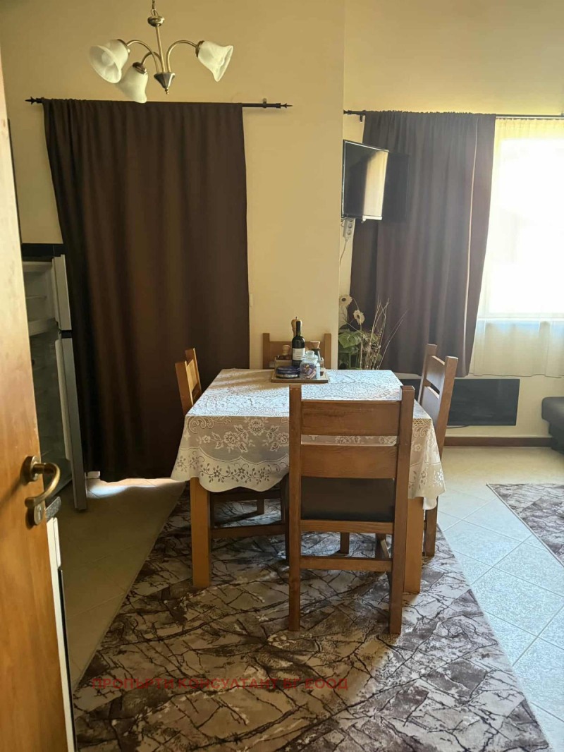 Продава 1-СТАЕН, гр. Разлог, област Благоевград, снимка 2 - Апартаменти - 52954312