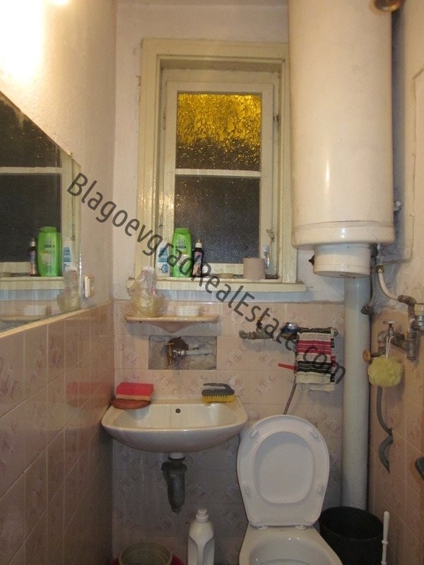 Продава 2-СТАЕН, гр. Благоевград, Идеален център, снимка 7 - Апартаменти - 53045976