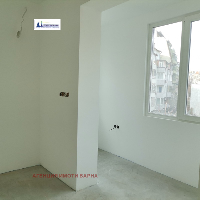 En venta  2 dormitorios Varna , Zimno kino Trakiya , 82 metros cuadrados | 46822394 - imagen [9]