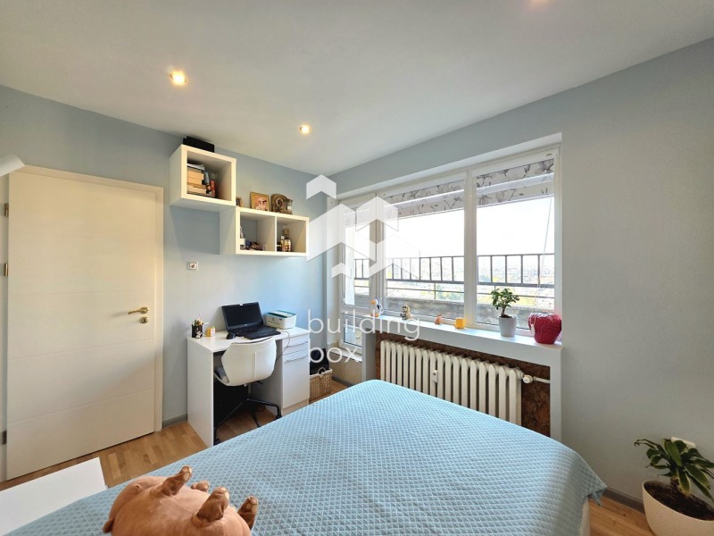 Продава 3-СТАЕН, гр. София, Хиподрума, снимка 2 - Апартаменти - 52690167